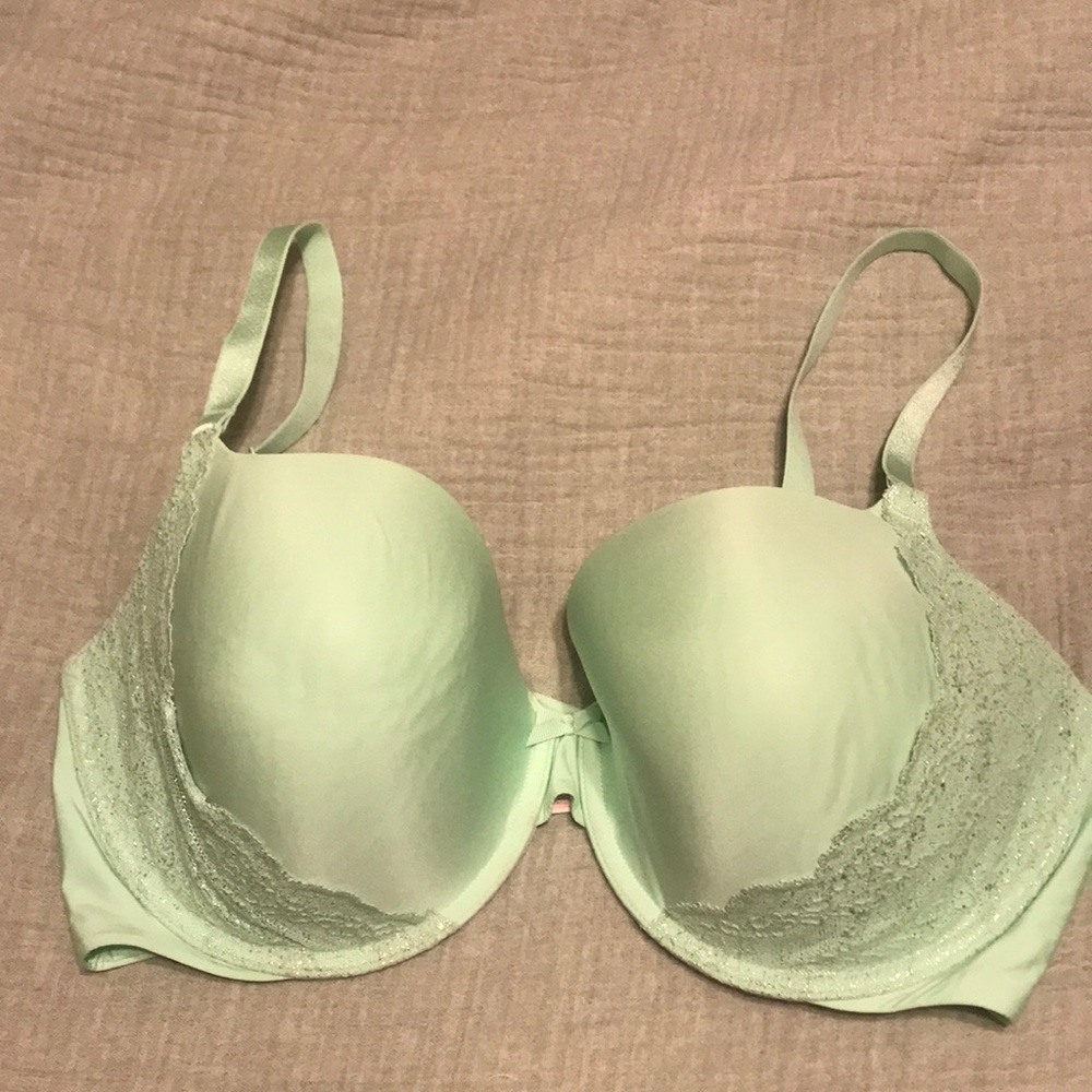 Victoria’s Secret Mint Green Lace Demi Bra as 38DD